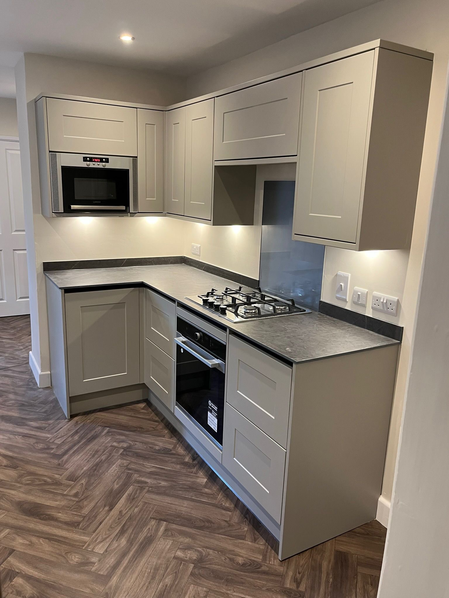 Modern Kitchen Installation